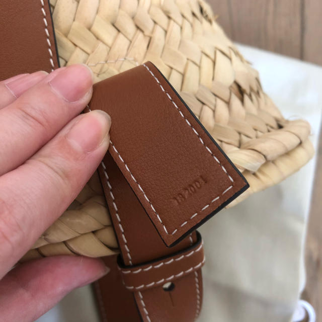 新品タグ付 LOEWE ロエベ かごバッグ S スモール BasketBag