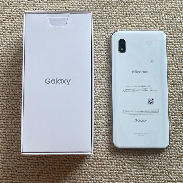 Galaxy(ギャラクシー)の【GGさま】Galaxy A20 ホワイト【SIMフリー】 スマホ/家電/カメラのスマートフォン/携帯電話(スマートフォン本体)の商品写真