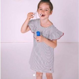 プチバトー(PETIT BATEAU)のusedプチバトープチバトーフリル付きマリニエールワンピース8ans/128cm(ワンピース)