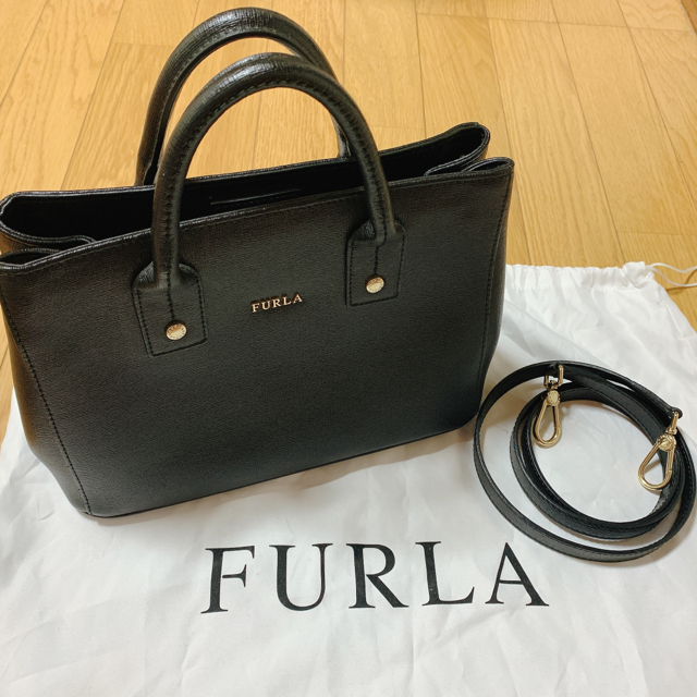 ほぼ未使用　FURLA リンダミニトートバッグバッグ