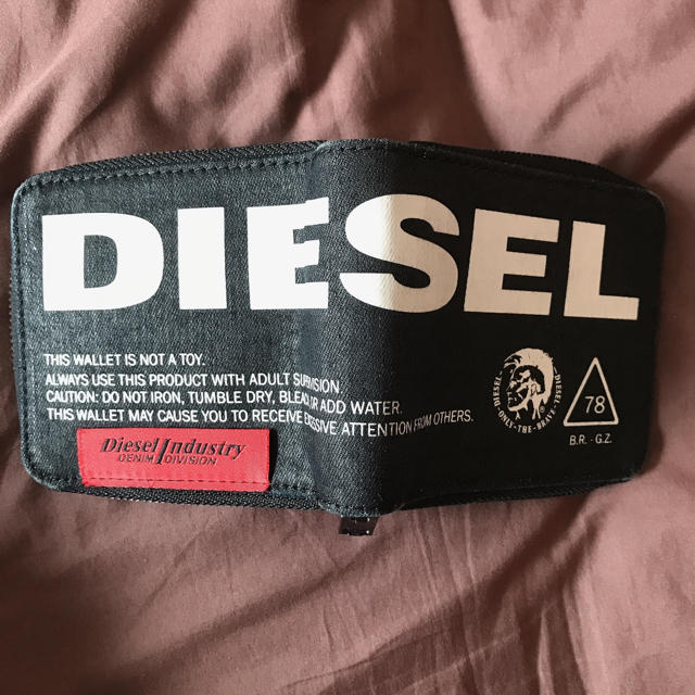 DIESEL(ディーゼル)のDIESEL 財布 二つ折り メンズのファッション小物(折り財布)の商品写真