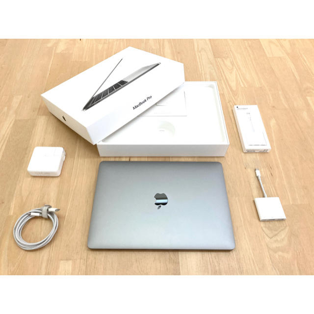 MacBook Pro 2017 Multiport アダプタ