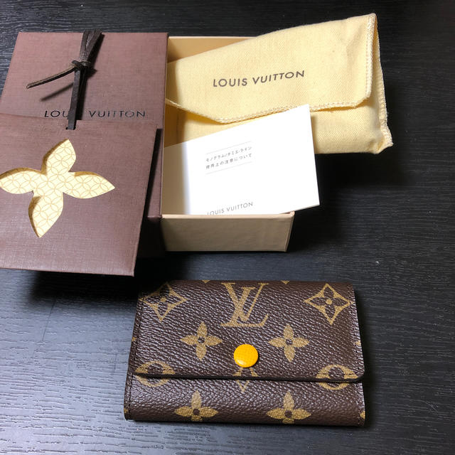 正規品LOUIS VUITTONキーホルダーコインケース限定品