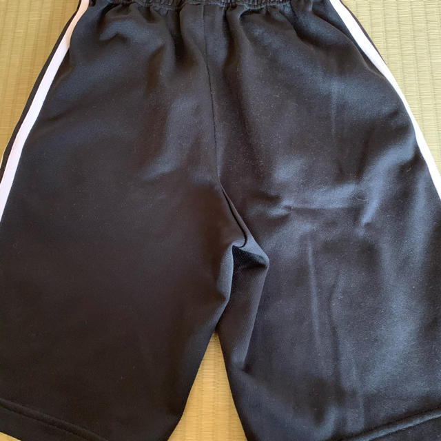 adidas(アディダス)のadidas  ハーフパンツ　140センチ  キッズ/ベビー/マタニティのキッズ服男の子用(90cm~)(パンツ/スパッツ)の商品写真