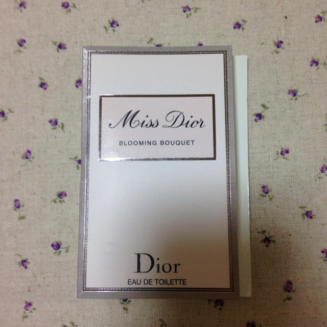 Christian Dior(クリスチャンディオール)の新品♡ミスディオール ブルーミングブーケ コスメ/美容の香水(香水(女性用))の商品写真