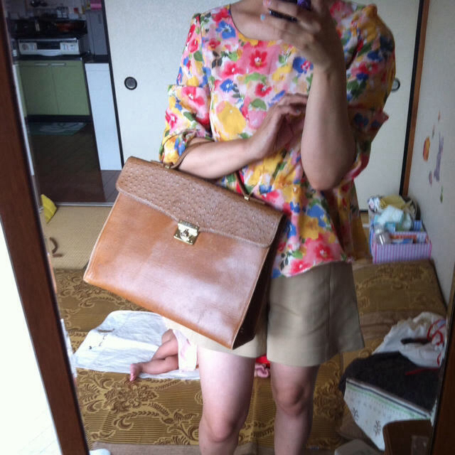 ANNE KLEIN(アンクライン)の週末限定 レディースのバッグ(ショルダーバッグ)の商品写真