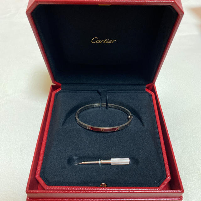 Cartier(カルティエ)のCartier♡LOVEブレスレット SM レディースのアクセサリー(ブレスレット/バングル)の商品写真