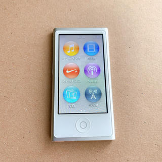 アップル(Apple)のApple iPod nano 第7世代 16GB シルバー(ポータブルプレーヤー)