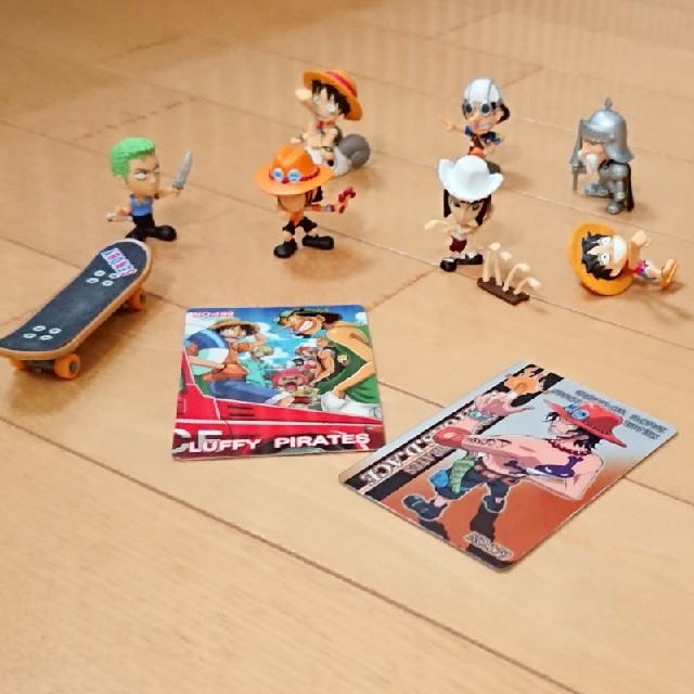BANDAI(バンダイ)のONE PIECE フィギュア エンタメ/ホビーのおもちゃ/ぬいぐるみ(キャラクターグッズ)の商品写真