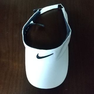 ナイキ(NIKE)のNIKE サンバイザー(サンバイザー)