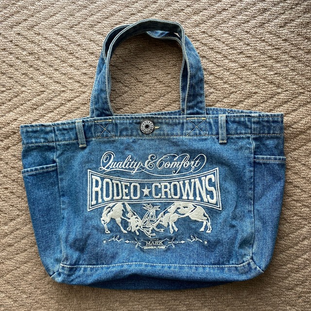 RODEO CROWNS(ロデオクラウンズ)のお値下げしました。ロデオ　デニムトートバッグ　店舗限定品 レディースのバッグ(トートバッグ)の商品写真