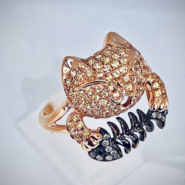 【新品】ダイヤモンド猫モチーフリング(K18PG) レディースのアクセサリー(リング(指輪))の商品写真