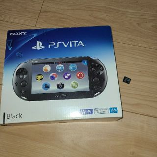 プレイステーションヴィータ(PlayStation Vita)の【動作確認済+メモリーカード付】PS vita 2000 (ヴィータ)　ブラック(携帯用ゲーム機本体)