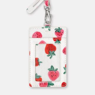 キャスキッドソン(Cath Kidston)の【新品】キャスキッドソンIDホルダー・ICカード・定期入　いちご柄(パスケース/IDカードホルダー)