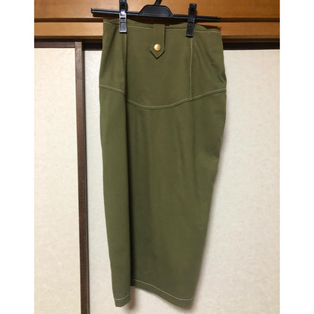 REDYAZEL(レディアゼル)のタイトスカート レディアゼル カーキ レディースのスカート(ひざ丈スカート)の商品写真