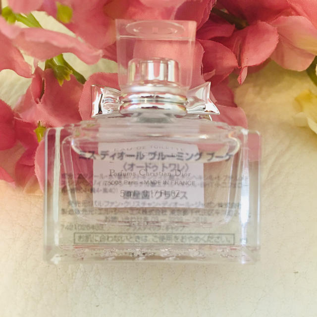 Christian Dior(クリスチャンディオール)の♡ミスディオール ブルーミングブーケ　オードゥトワレ　5ml♡ コスメ/美容の香水(香水(女性用))の商品写真