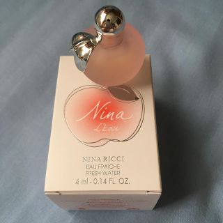 ニナリッチ(NINA RICCI)のニナリッチ　ロー　香水　4ml(香水(女性用))