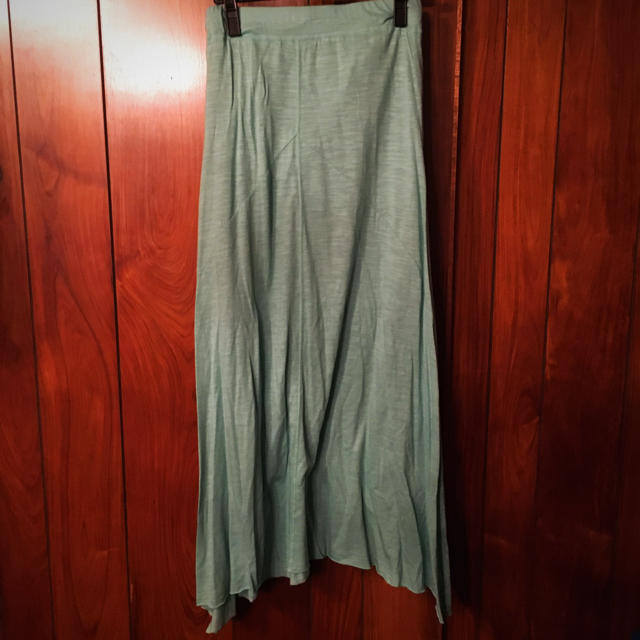 SCOT CLUB(スコットクラブ)のラディエイト  radiate マキシスカート　ロングスカート　グリーン系 レディースのスカート(ロングスカート)の商品写真