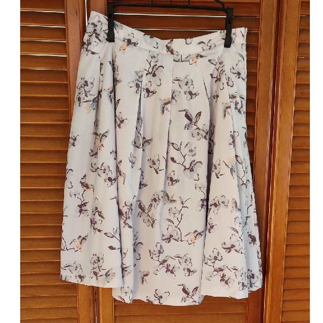 Andemiu(アンデミュウ)の水色のスカート レディースのスカート(ひざ丈スカート)の商品写真
