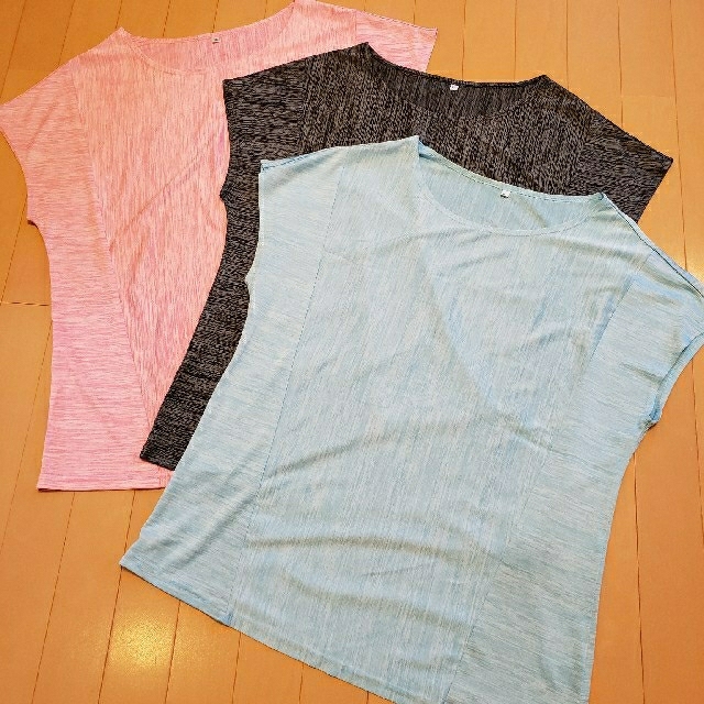 Tシャツ　3枚セット スポーツ/アウトドアのトレーニング/エクササイズ(ウォーキング)の商品写真