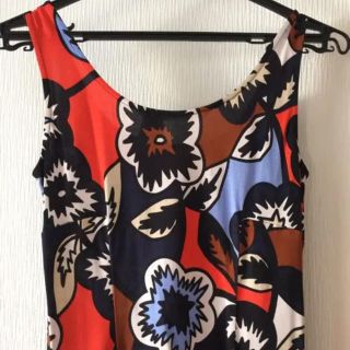 ダイアンフォンファステンバーグ(DIANE von FURSTENBERG)の美品★DIANE von FURSTENBERG ノースリーブワンピース 509(ひざ丈ワンピース)