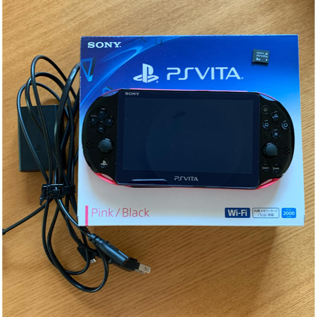 PlayStation Vita(プレイステーションヴィータ)の【りょう様専用】PlayStation Vita 2000 ピンク/ブラック エンタメ/ホビーのゲームソフト/ゲーム機本体(携帯用ゲーム機本体)の商品写真