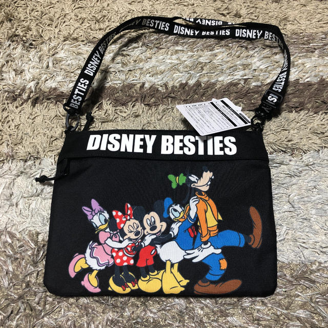 Disney(ディズニー)のディズニー　ベスティーズ　ショルダー  レディースのバッグ(ショルダーバッグ)の商品写真