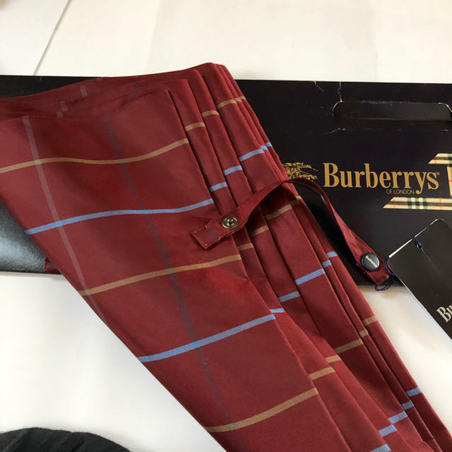 BURBERRY(バーバリー)のまこ様専用　バーバリー　レディース長傘 レディースのファッション小物(傘)の商品写真