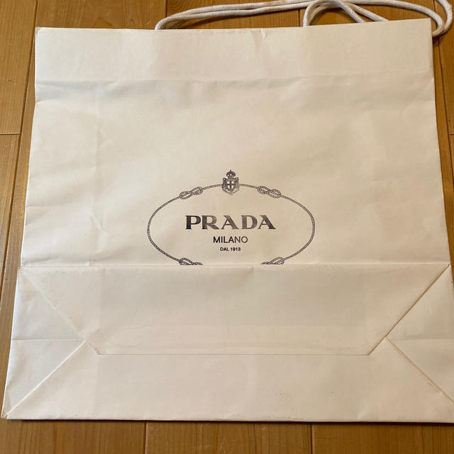 PRADA(プラダ)のプラダの紙袋 レディースのバッグ(ショップ袋)の商品写真