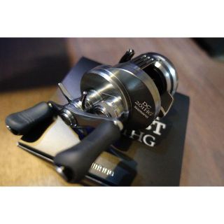 シマノ(SHIMANO)のカルカッタコンクエスト　ＤＣ　201ＨＧ　カルコン(リール)