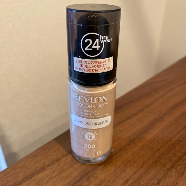 REVLON(レブロン)の15日取り下げ。レブロン　カラーステイファンデーション　200 ほぼ未使用 コスメ/美容のベースメイク/化粧品(ファンデーション)の商品写真