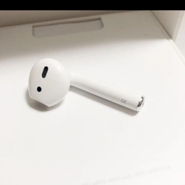 【極美品】AirPods 右耳　第一世代　純正品保証付き