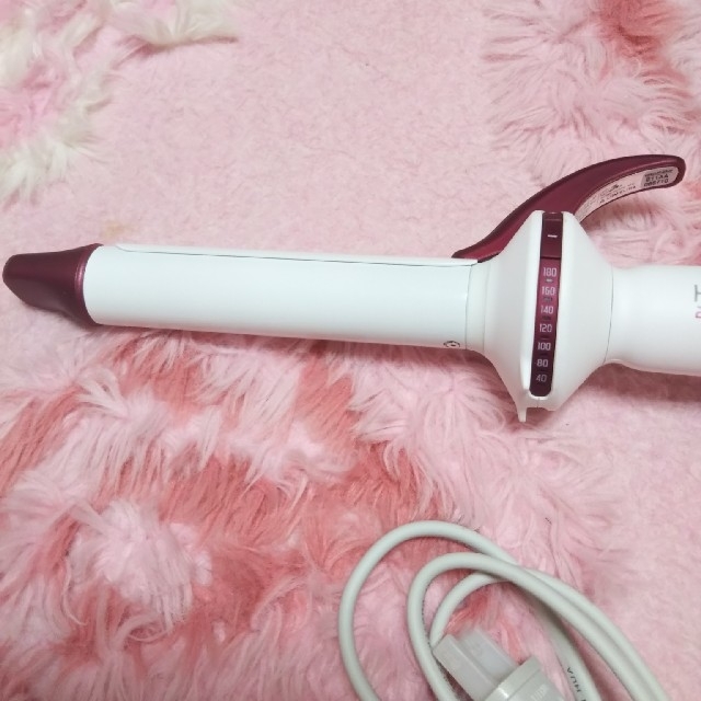 Lumiere Blanc(リュミエールブラン)の美品★ヘアビューロン2Dplus 26.5mm スマホ/家電/カメラの美容/健康(ヘアアイロン)の商品写真