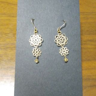 ハンドメイド フックピアス ゴールド(ピアス)