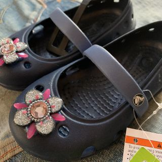 クロックス(crocs)の新品未使用　クロックスサンダル(サンダル)