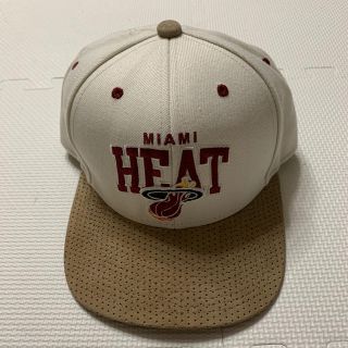 ミッチェルアンドネス(MITCHELL & NESS)の値下げ‼️ Mitchell&ness Miami heat(キャップ)