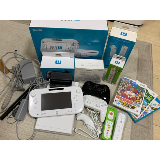 Wii U(ウィーユー)のWii  U 本体 桃太郎電鉄 どうぶつの森 マリオ エンタメ/ホビーのゲームソフト/ゲーム機本体(家庭用ゲーム機本体)の商品写真