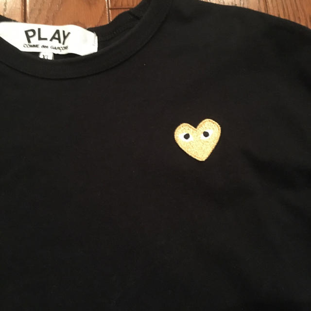 COMME des GARCONS(コムデギャルソン)のplay COMME des GARÇONS コム デ ギャルソン 半袖tシャツ メンズのトップス(Tシャツ/カットソー(半袖/袖なし))の商品写真