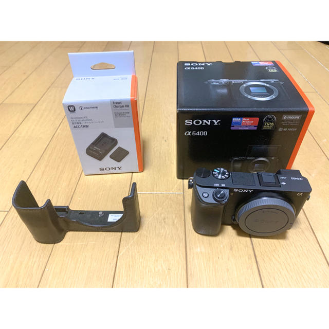 正規代理店 SONY α6400（専用カバー&純正バッテリー&チャージャー付