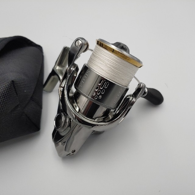 ほぼ未使用 シマノ リール 18ステラ 2500SHG あなたのお気に入り見つけ