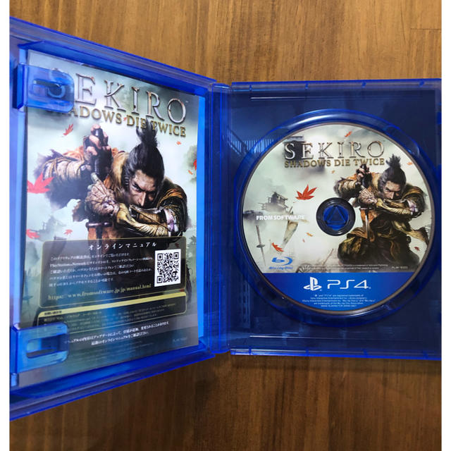 PlayStation4(プレイステーション4)の美品　SEKIRO： SHADOWS DIE TWICE PS4 セキロウ エンタメ/ホビーのゲームソフト/ゲーム機本体(家庭用ゲームソフト)の商品写真