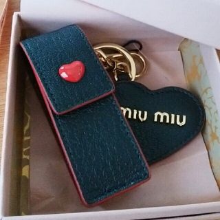 MIU MIU リップケース