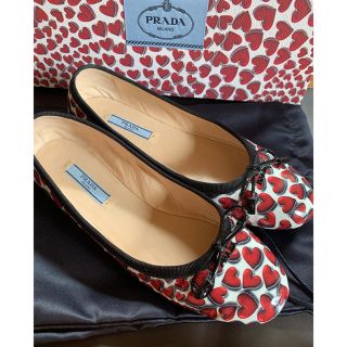 プラダ(PRADA)のSALE！美品　PRADA ハート　エナメルバレーシューズ　36.5(バレエシューズ)