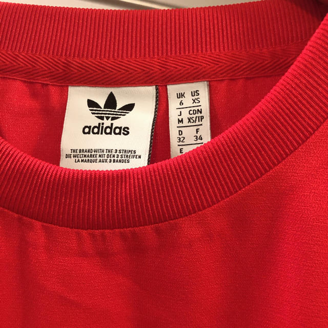 adidas(アディダス)のadidas ワンピース レディースのワンピース(ひざ丈ワンピース)の商品写真