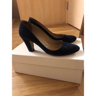 マノロブラニク(MANOLO BLAHNIK)のマノロブラニク　パンプス ALECTA ネイビー35 定価１０万(ハイヒール/パンプス)