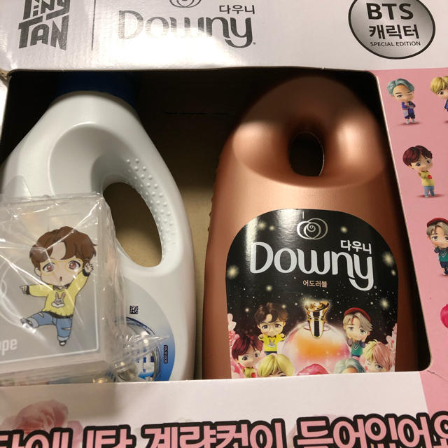 防弾少年団(BTS)(ボウダンショウネンダン)のBTS DOWNY ダウニー BTS TinyTAN J-HOPE計量カップ　値 インテリア/住まい/日用品の日用品/生活雑貨/旅行(洗剤/柔軟剤)の商品写真