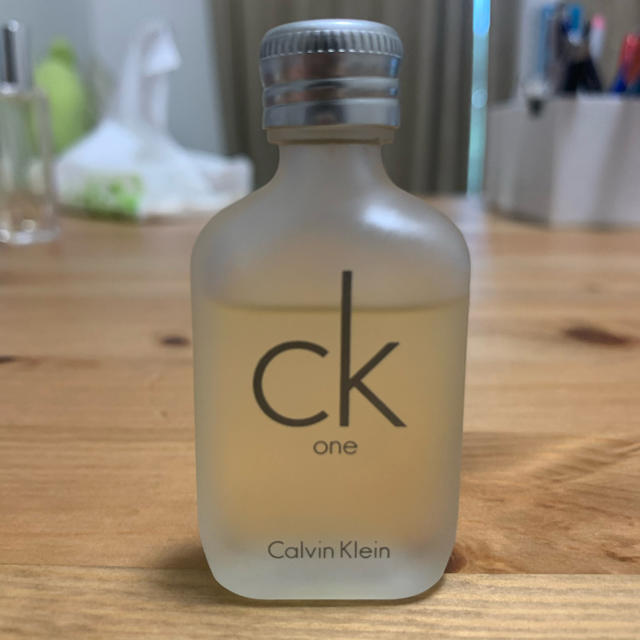 Calvin Klein(カルバンクライン)のカルバン クライン シーケーワン 10ml コスメ/美容の香水(ユニセックス)の商品写真
