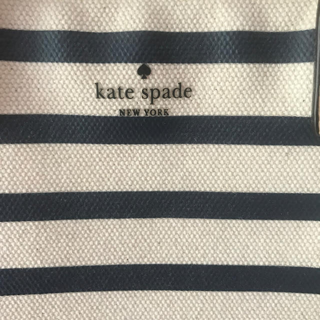 kate spade new york(ケイトスペードニューヨーク)のKate spadeトートバッグ限定価格です レディースのバッグ(トートバッグ)の商品写真