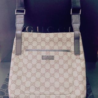 グッチ(Gucci)のGUCCI☆メッセンジャーバッグ(ショルダーバッグ)