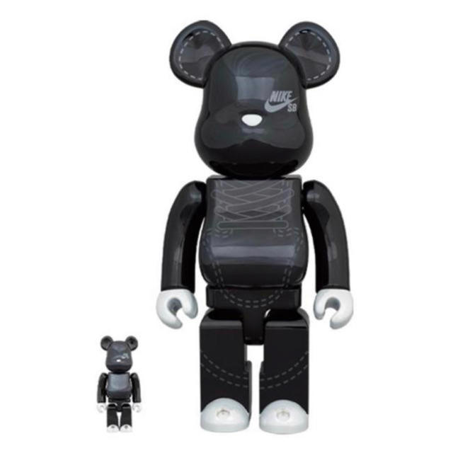 BE@RBRICK NIKE SB 2020 BLACK 100％ & 400％